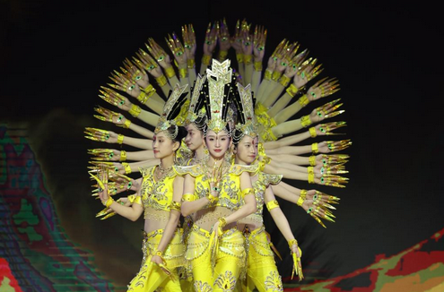 图为文艺汇演